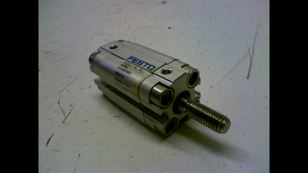 FESTO ADVU-16-20-A-P-A (156596), 1.2-10 BAR OPERATING PRESSURE, 16 MM BORE, 20 MM STROKE, COMPACT, DOUBLE-ACTING, ELASTIC CUSHIONING RINGS/PADS AT BOTH ENDS, M5 PNEUMATIC CONNECTION, PNEUMATIC CYLINDE