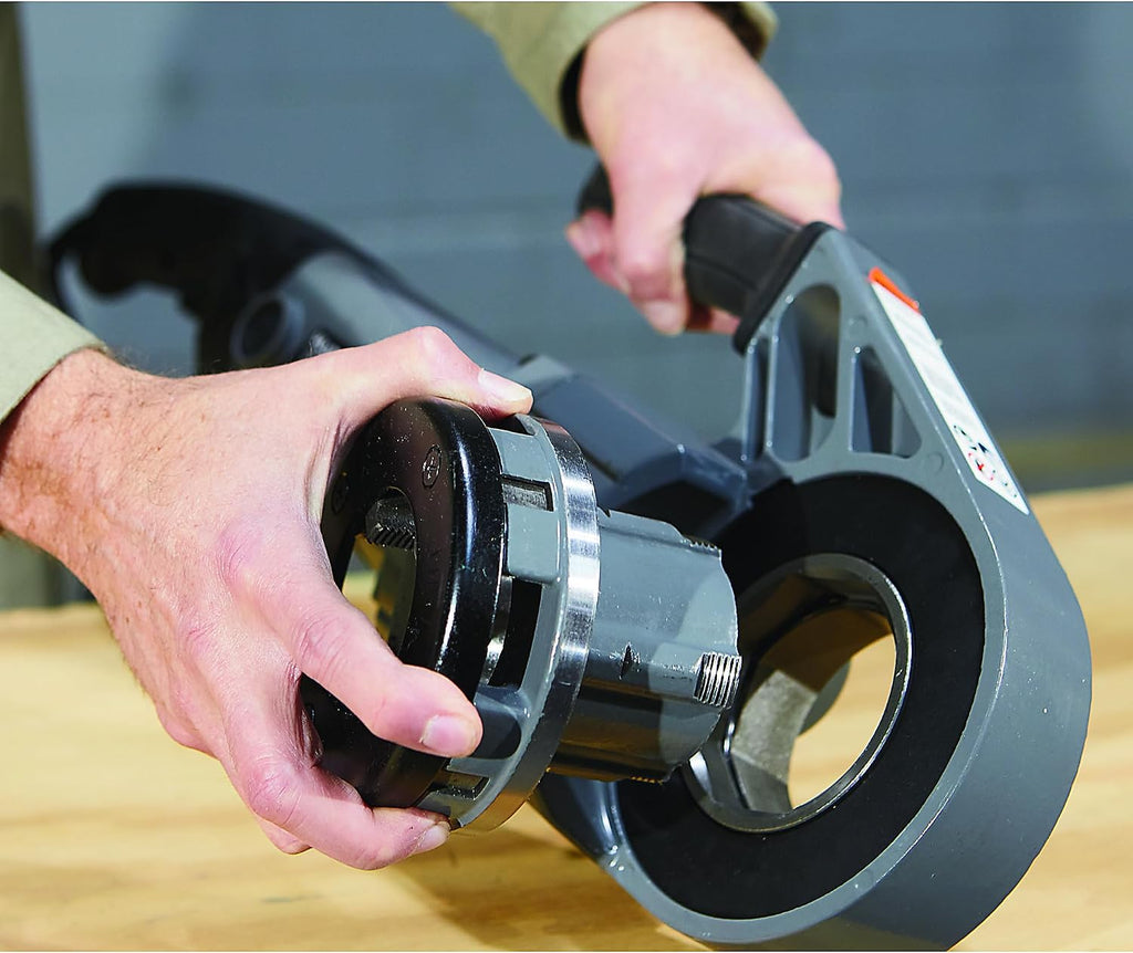 Klutch 2in. Electric Pipe Threader, Portable, 28 RPM, 10 Amps, Includes 6 Dies