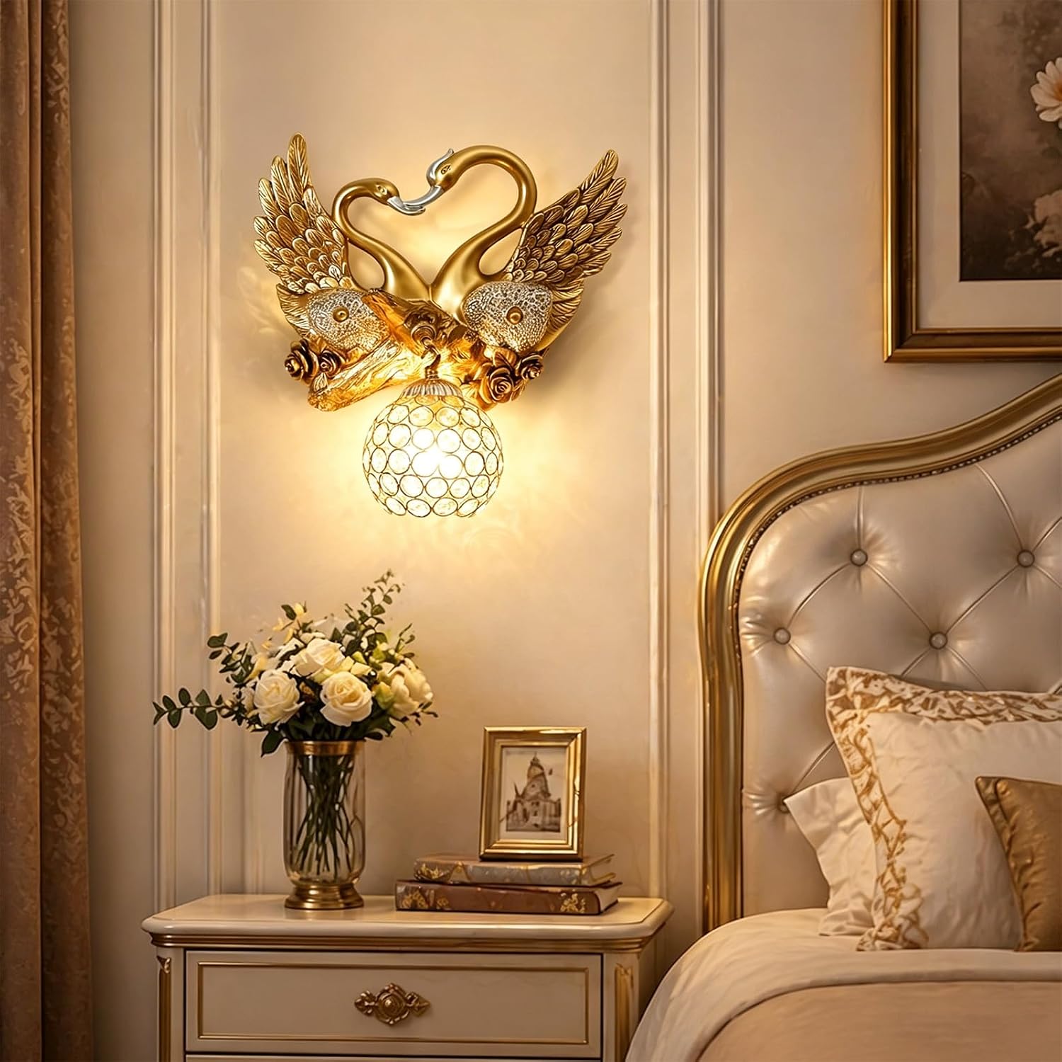 Gold Swan Wall Sconce, Modern Luxury Crystal Wall Lamp, Decorative Wall Lighting for Bedroom Living Room Hallway, Romantic Heart Shaped Wall Mounted Light Fixture, Resin Animal Wall Art Decor