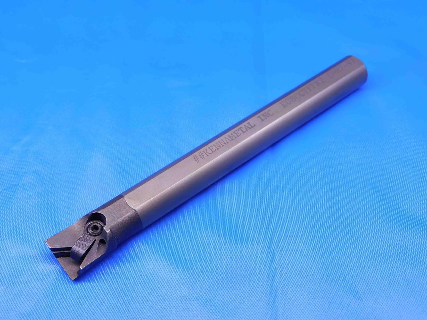 KENNAMETAL 1/2 Shank Dia E08CCTFPR2 Carbide COOLANT Thru INDEXABLE Boring BAR .5 - BR8223CE4