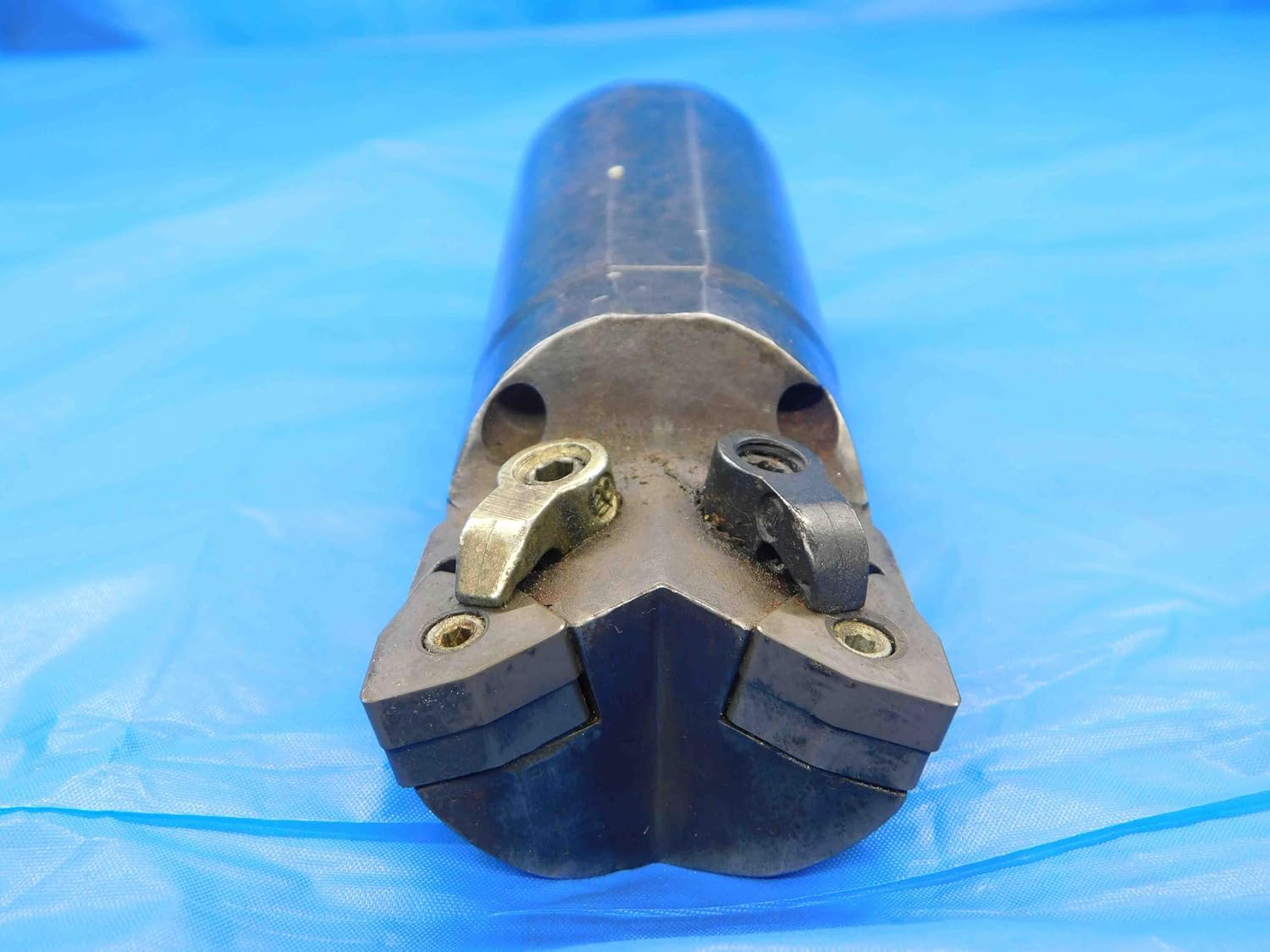M & J Tooling LLC KENNAMETAL 1 1/2 Shank Dia 4 3/4 OAL COOLANT INDEXABLE Twin Boring BAR 1.5 WN-43 - CB1410BBT