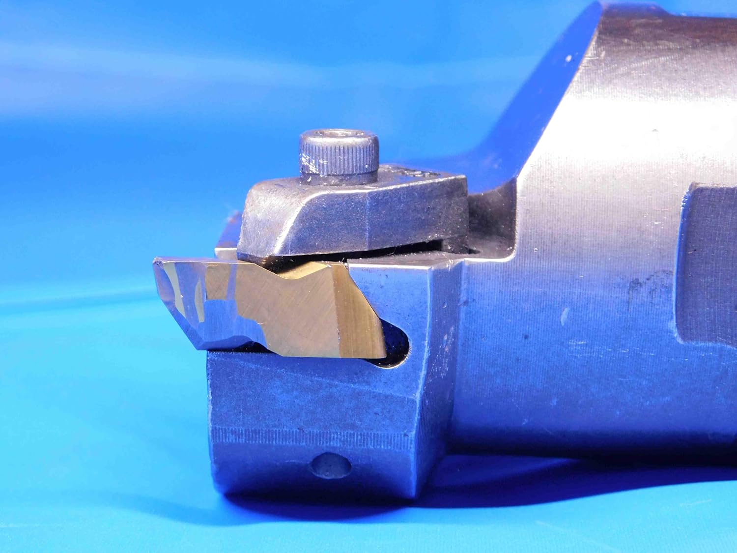 KENNAMETAL 1 1/2 Shank Dia A32-NSR3 INDEXABLE Boring BAR N.3R Inserts 1.5 CNC - BR8222CE4