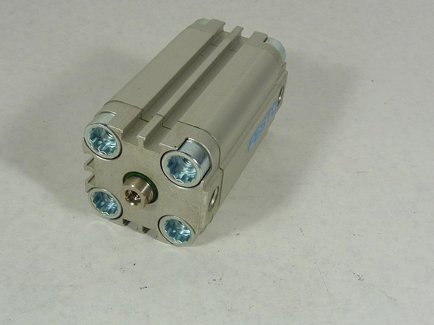 FESTO ADVU-32-50-P-A (156537), 0.8-10 BAR OPERATING PRESSURE, 32 MM BORE, 50 MM STROKE, DOUBLE-ACTING, ELASTIC CUSHIONING RINGS/PADS AT BOTH ENDS, G1/8 PNEUMATIC CONNECTION, INTERNAL THREAD, PNEUMATIC