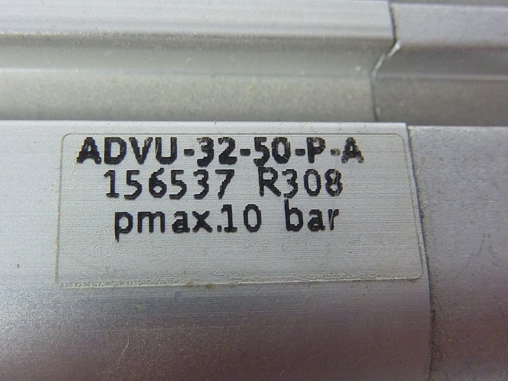 FESTO ADVU-32-50-P-A (156537), 0.8-10 BAR OPERATING PRESSURE, 32 MM BORE, 50 MM STROKE, DOUBLE-ACTING, ELASTIC CUSHIONING RINGS/PADS AT BOTH ENDS, G1/8 PNEUMATIC CONNECTION, INTERNAL THREAD, PNEUMATIC